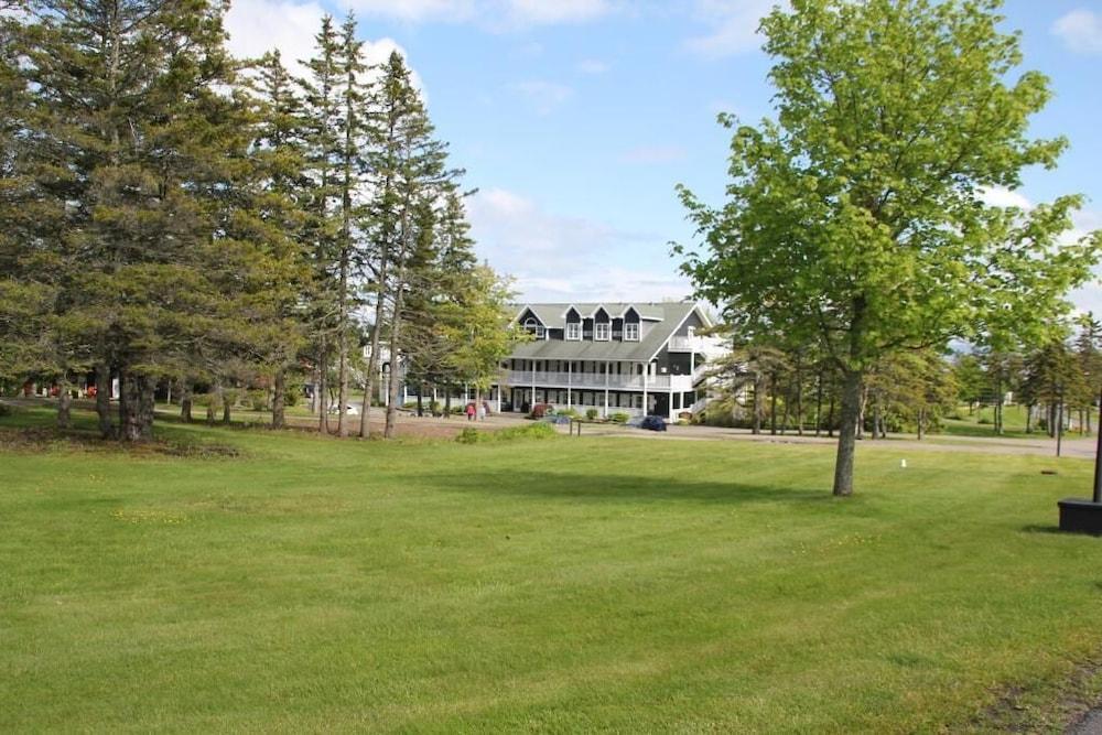 Inverary Resort Baddeck Bagian luar foto